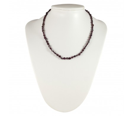 Collier perles losange en grenat