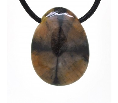 Pendentif Pierre trouée, Chiastolite