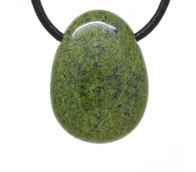 Pendentif Pierre trouée, Epidote